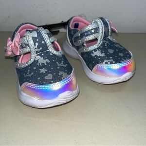 Brand new Athletic Works Baby Girls Mary Jane Bow Slip-on Sneaker, Sizes 2,4,5